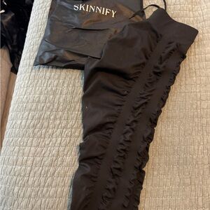 Pair of Black Skinnify Leggings